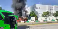 Normalistas destruyen oficinas en el Palacio de Justicia de Iguala en protestas