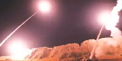 Advierte Trump a ministro británico usar isla de ellos para destrozar Irán