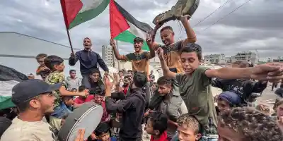 Trump presiona y logra acuerdo de paz; Gaza celebra