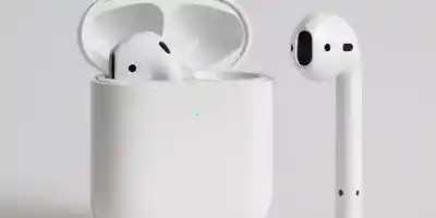 ¿Traducción en tiempo real? Los AirPods de Apple llegan con funciones que cambiarán la forma de comunicarte