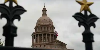 Frena corte mapa electoral para Texas