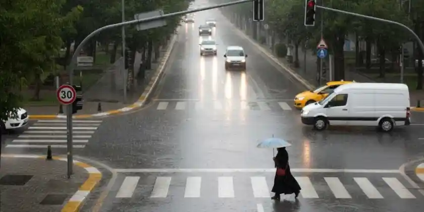 Frío en CDMX: pronostican temperatura mínima de 10 grados este día