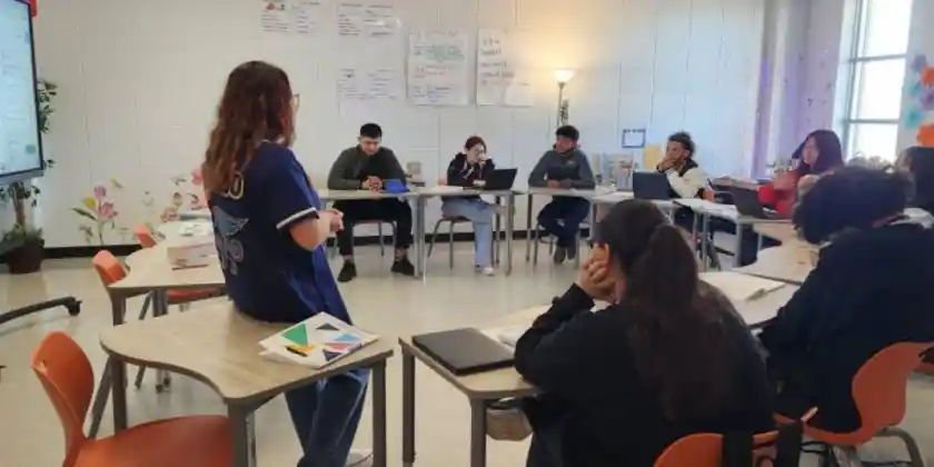 Mil millones en vales escolares para educación privada en Texas