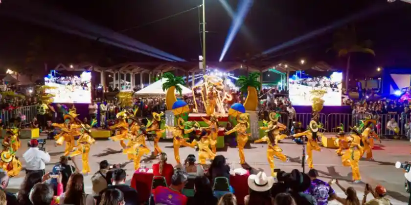 Va la Secretaría de Turismo por Patronato del Carnaval